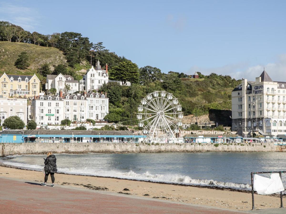 18 Tyn Celyn Apartment Llandudno Luaran gambar